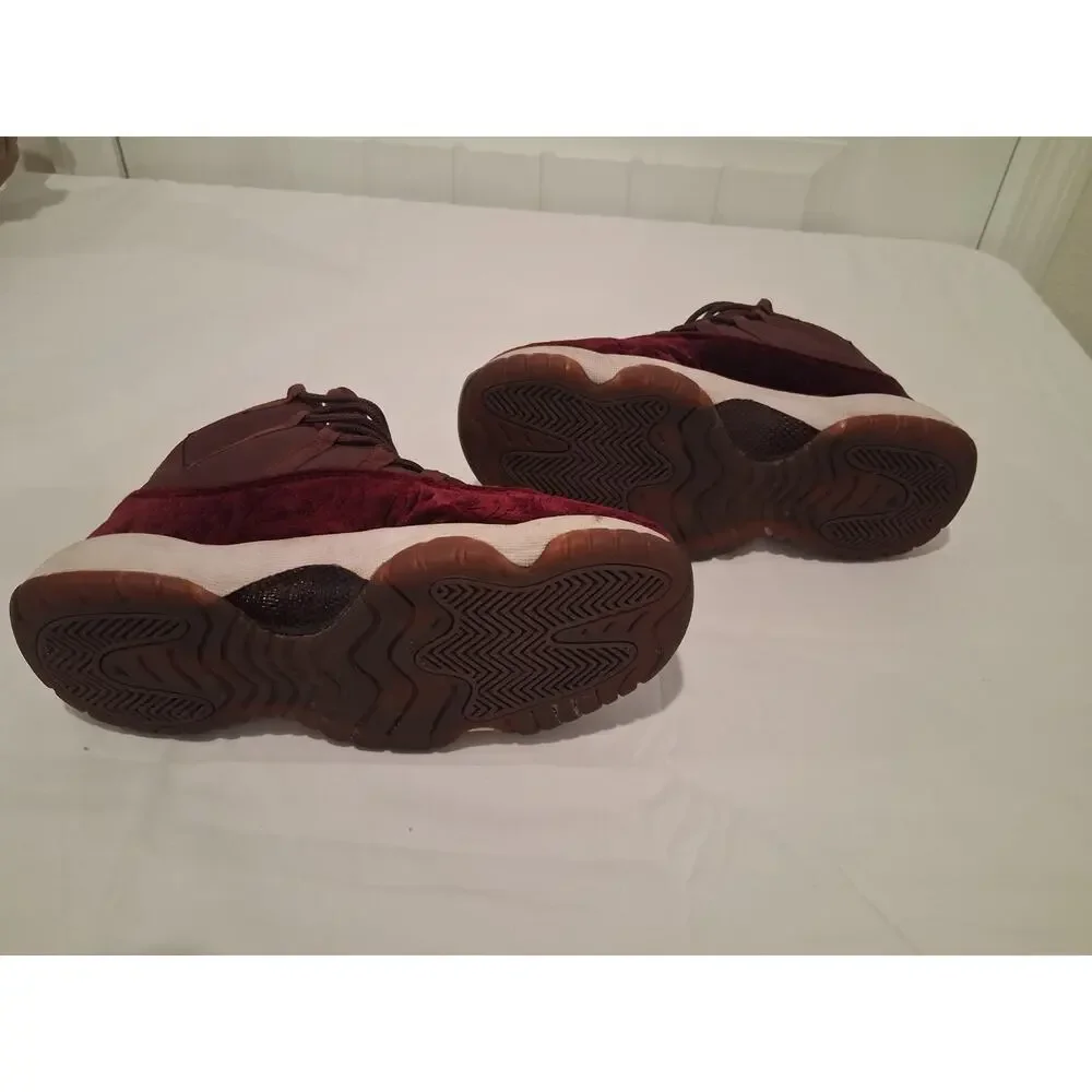 Air Jordan 11 Retro Heiress Night Maroon Velvet 852625-650 Size 5.5Y NO INSOLES